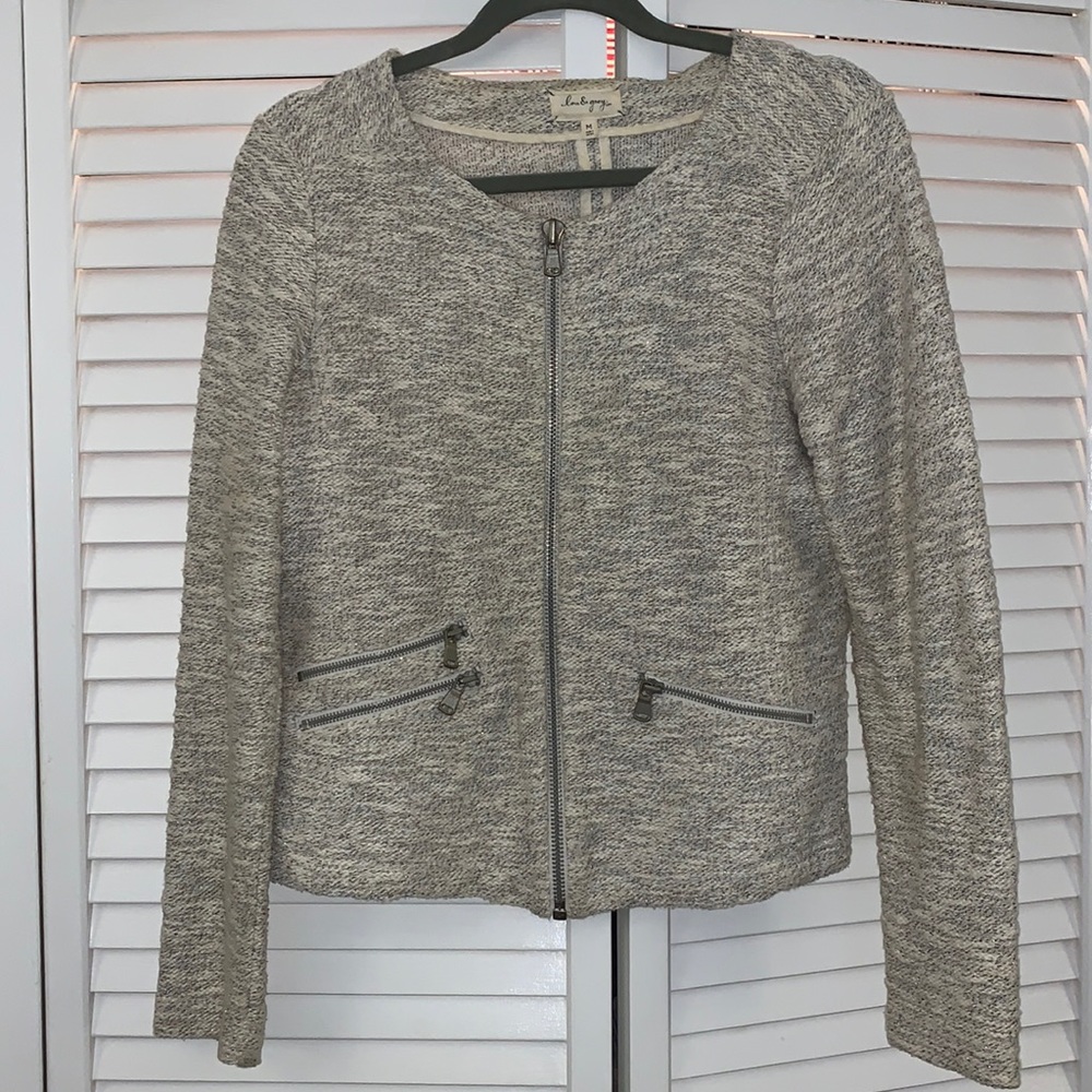 Lou and grey blazer